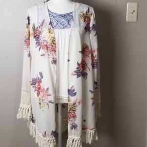 Xhilaration floral long sleeves kimono siz…